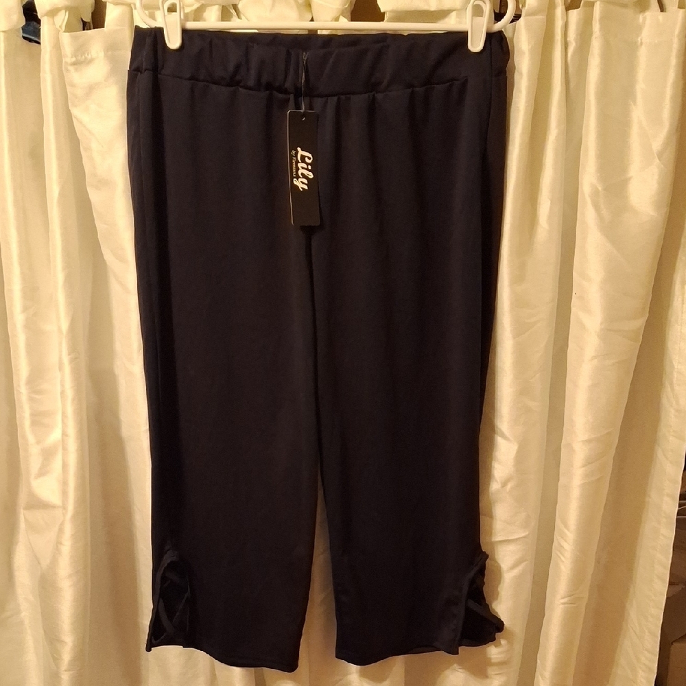 Lilly Black Cropped Pants 2X 🧡🧡🧡🧡